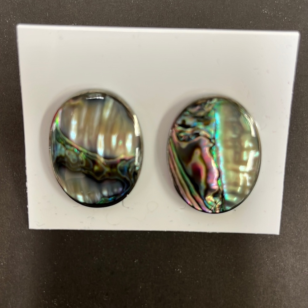 Sterling silver iridescent oval 925 earrings!